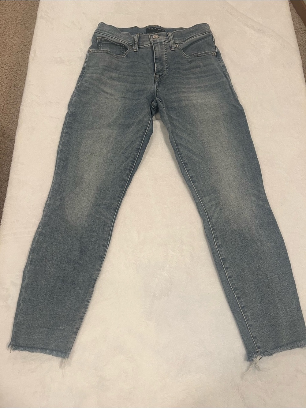 Lucky Brand Ava Mid Rise Crop Jeans with Raw Hem - Size 4/27
